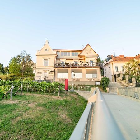 Penzion Nad Lávkou Uherský Brod Exterior foto