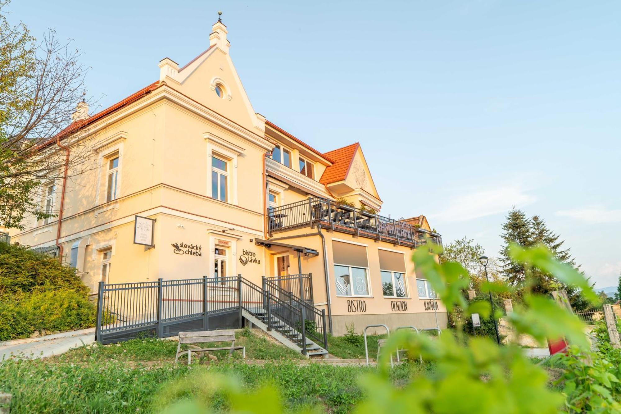 Penzion Nad Lávkou Uherský Brod Exterior foto